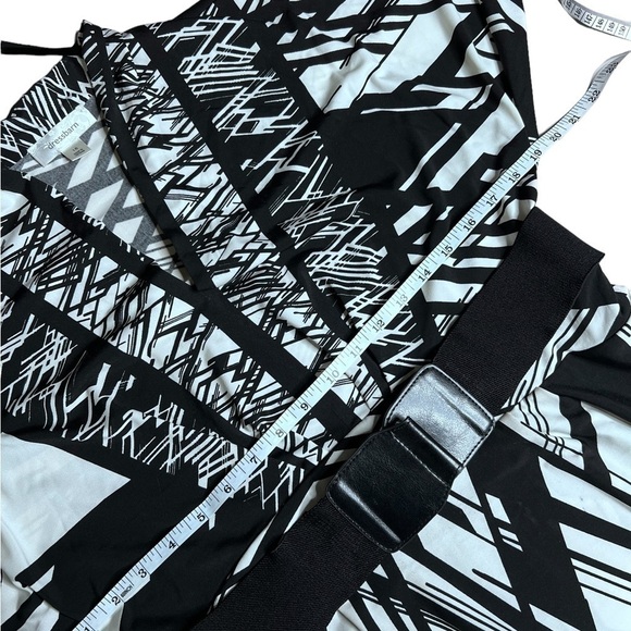 Dressbarn Geometrical, Business Casual 16 - Picture 5 of 8